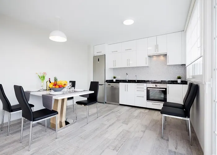 Apartment Mar De Lux C31 *