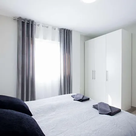 Apartment Mar De Lux C31 *